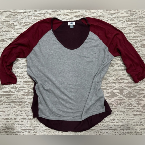 Old Navy Color-block Knitted Sweater. Large - Picture 1 of 11